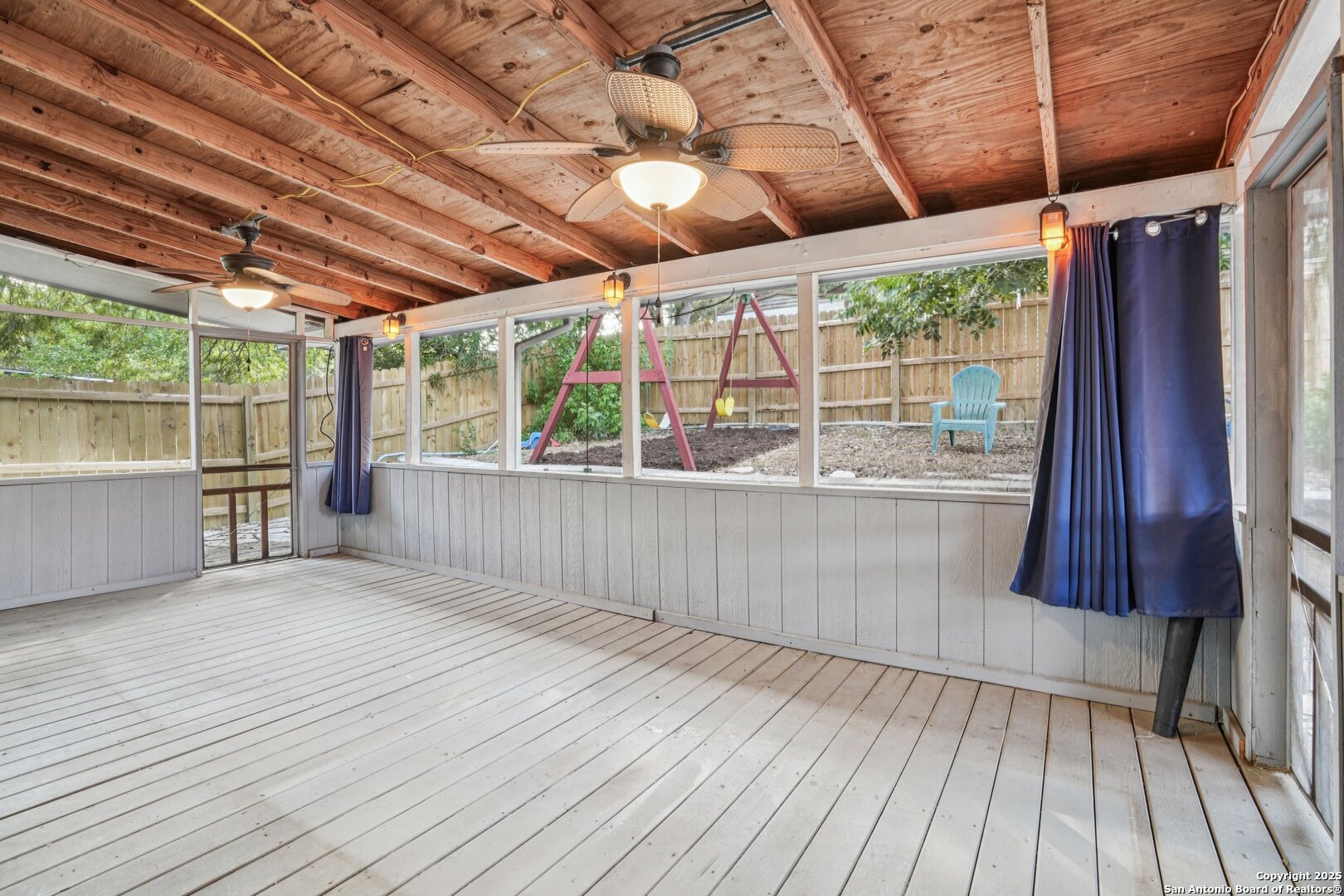 9735 Spruce Ridge
