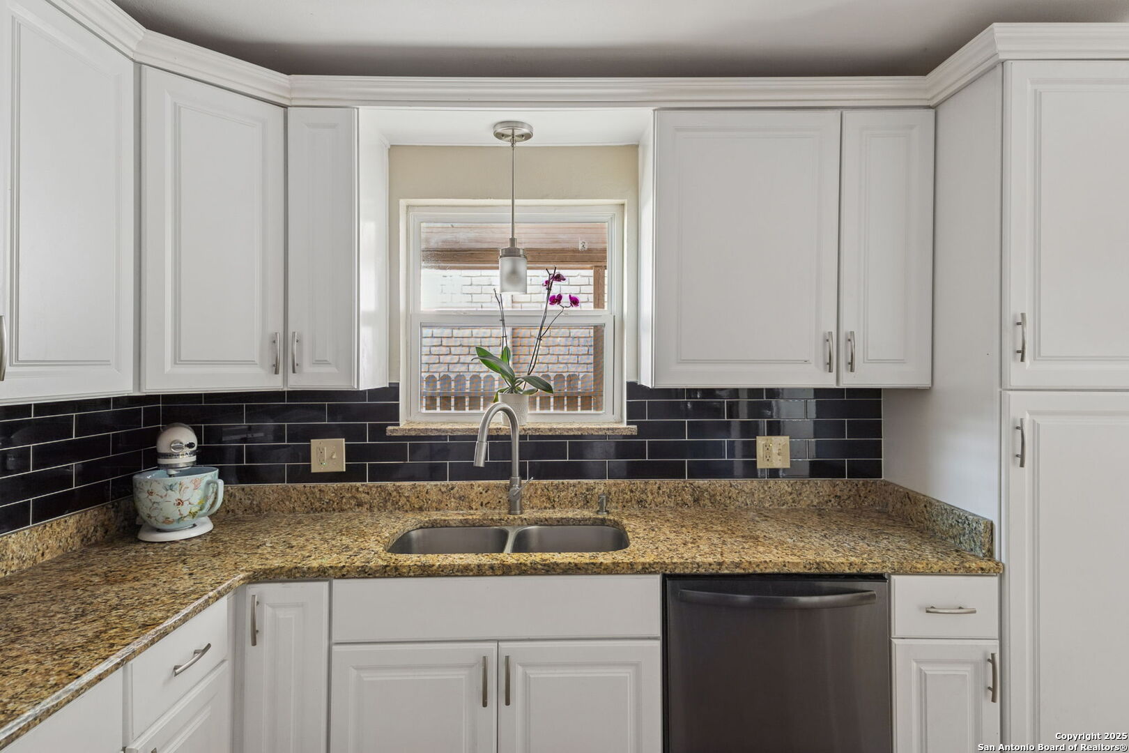 200 Ruelle Ln 200A