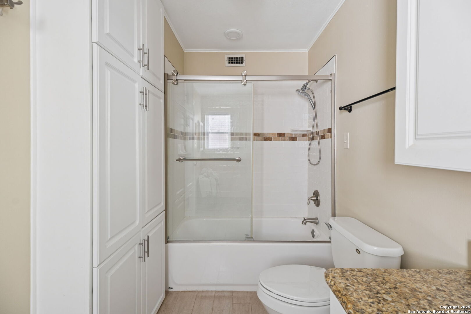 200 Ruelle Ln 200A