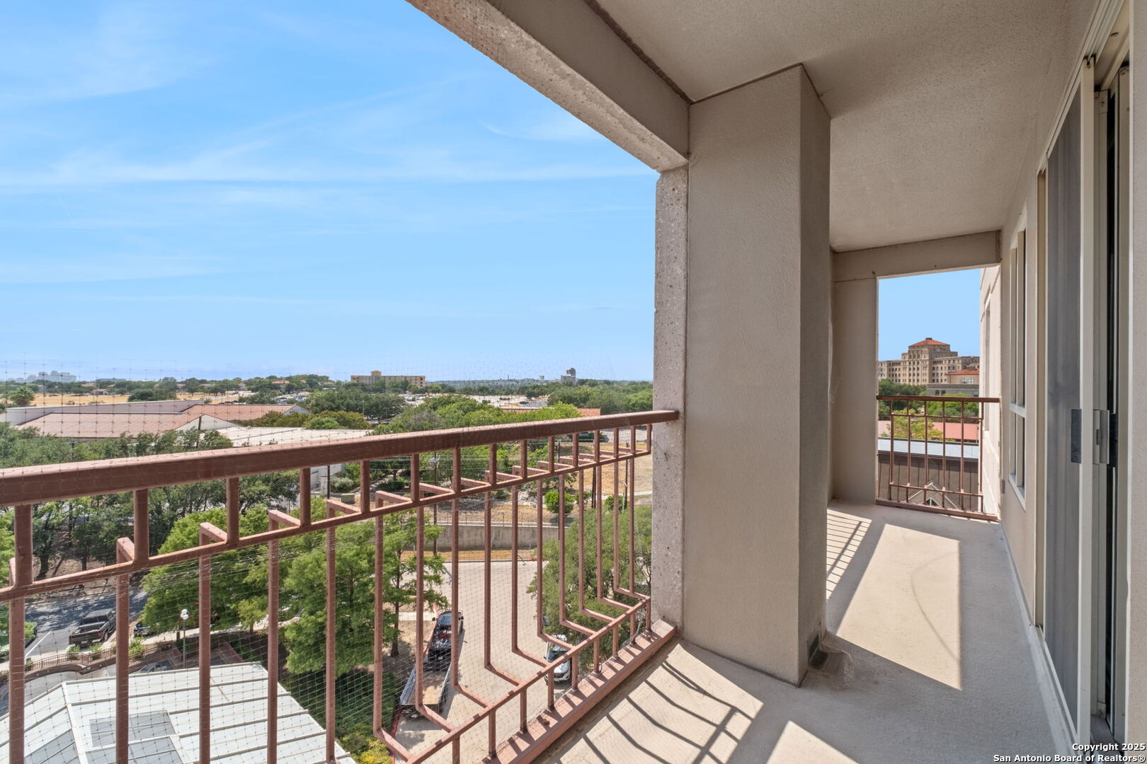 1 TOWERS PARK LN 711