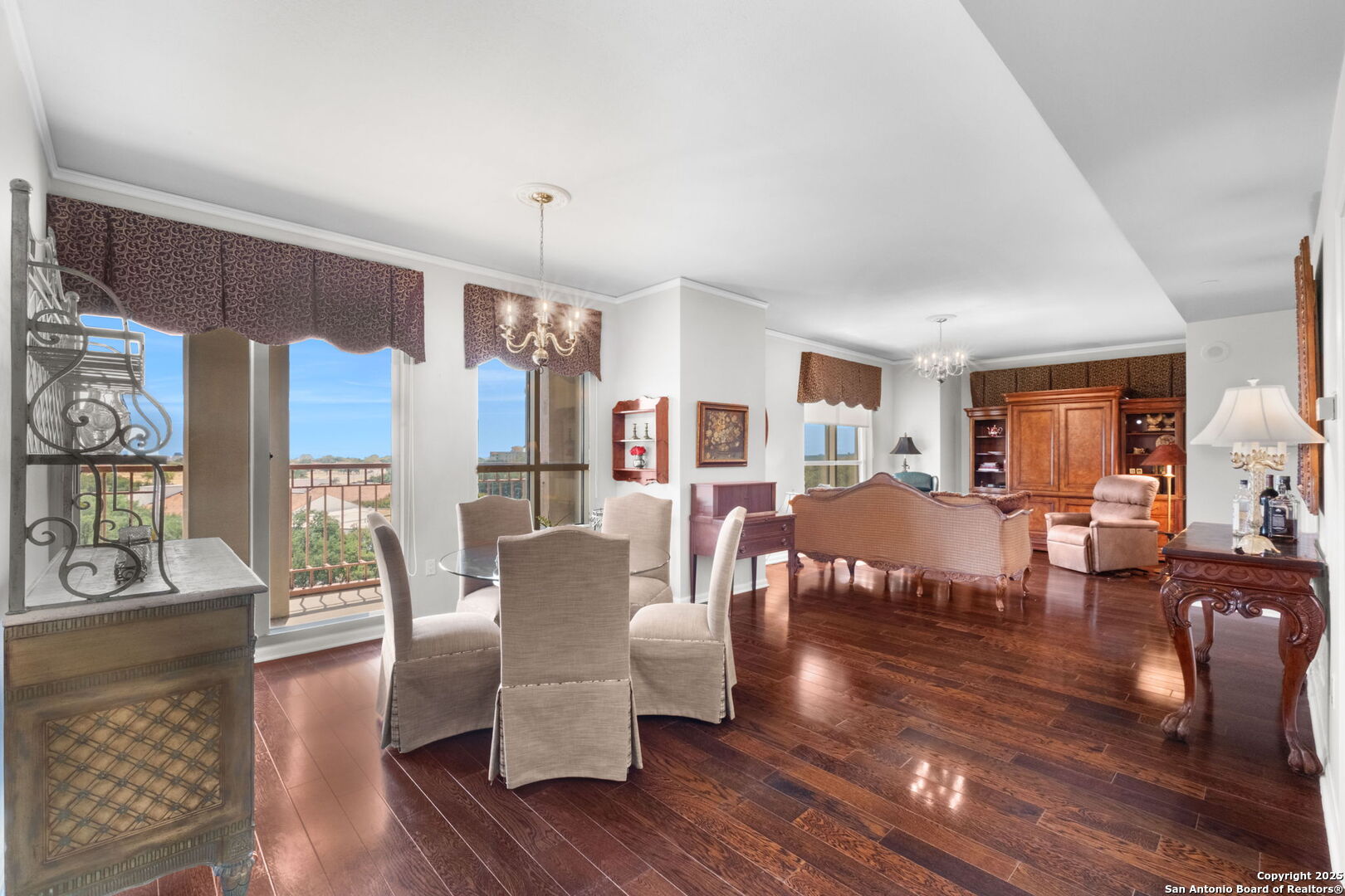 1 TOWERS PARK LN 711