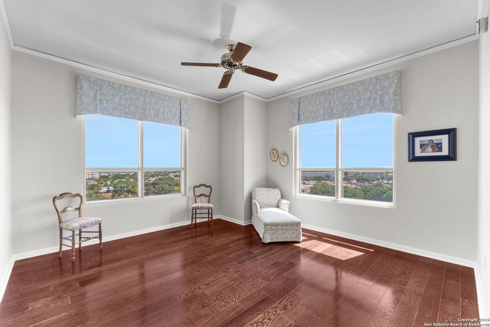 1 TOWERS PARK LN 711