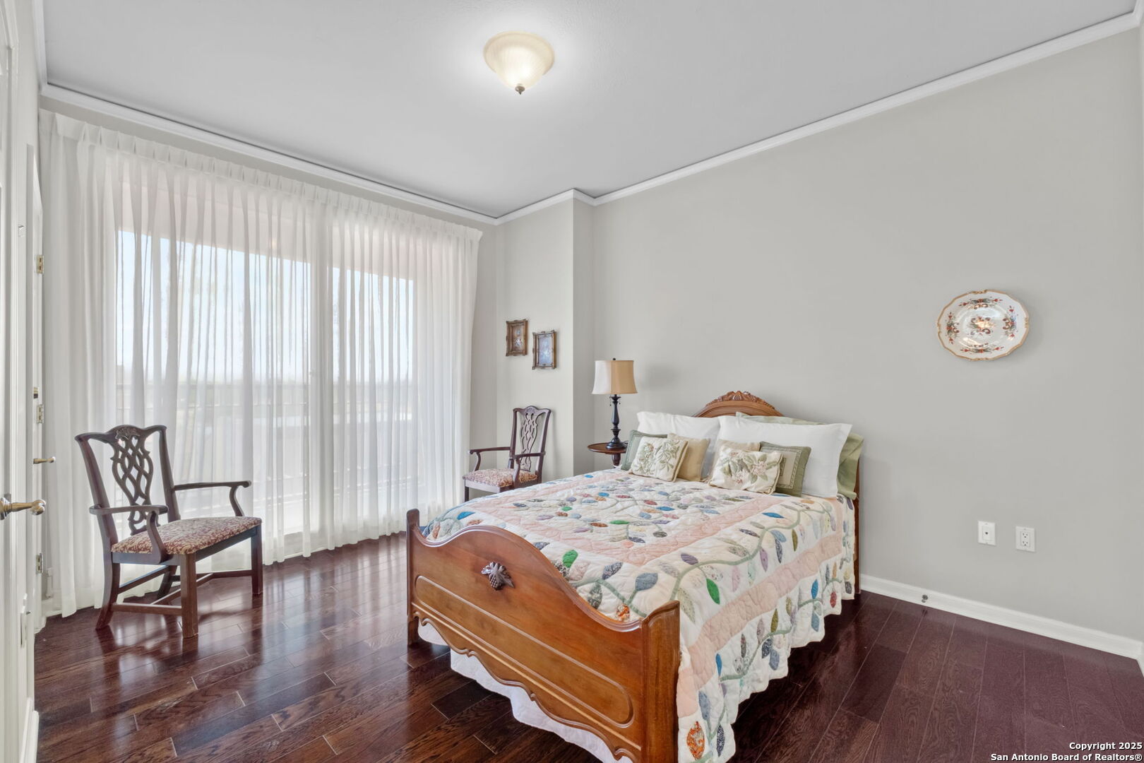 1 TOWERS PARK LN 711