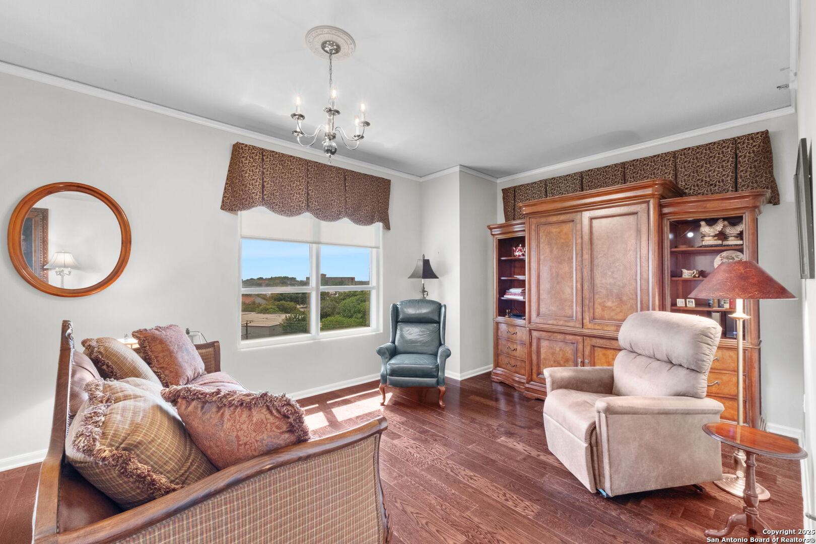 1 TOWERS PARK LN 711