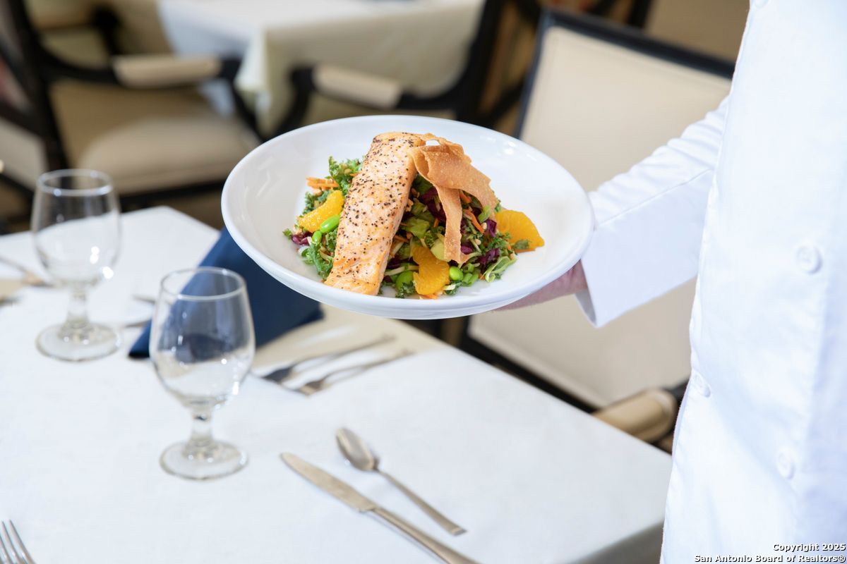 1 TOWERS PARK LN 711