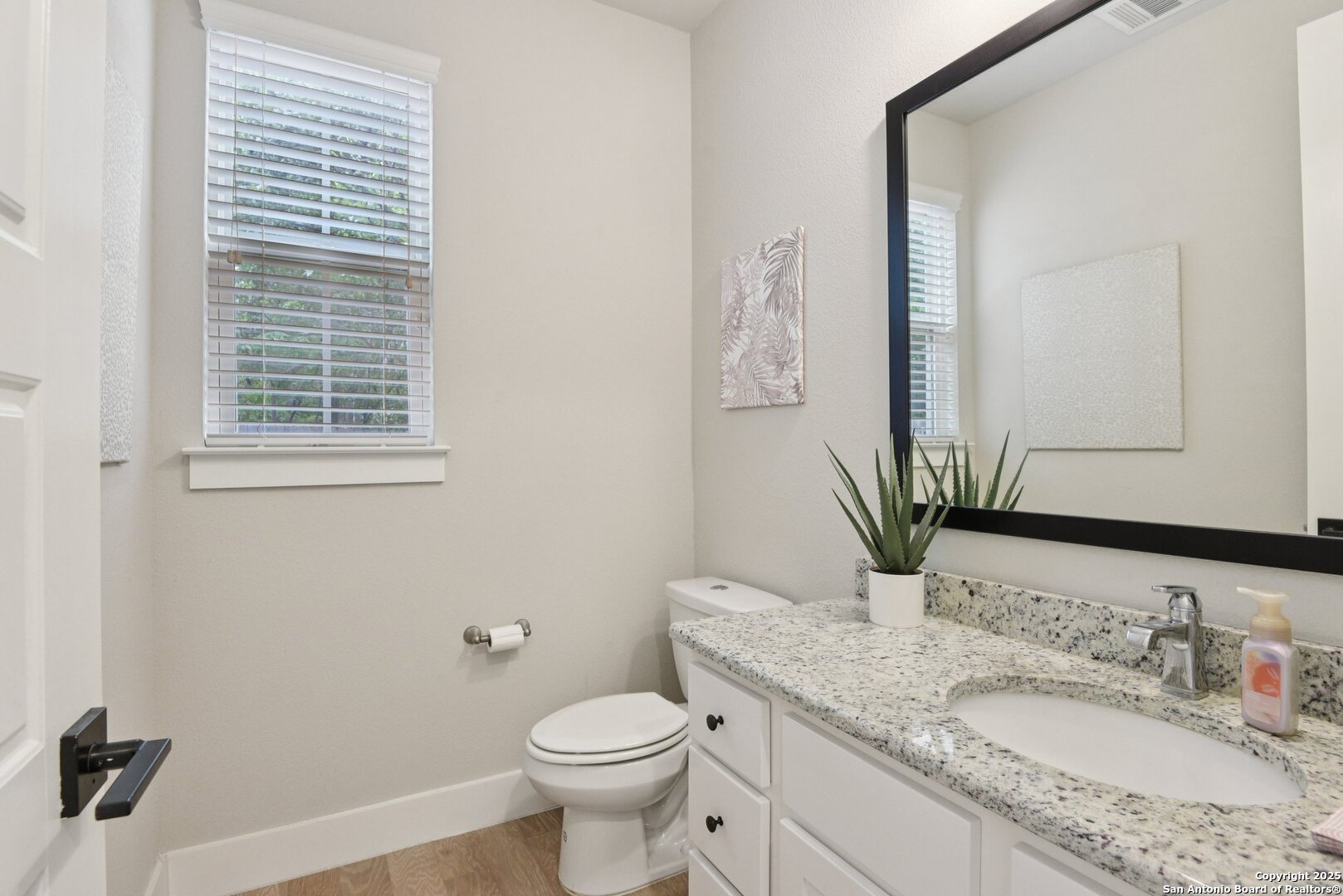 140 Claremont #102 102