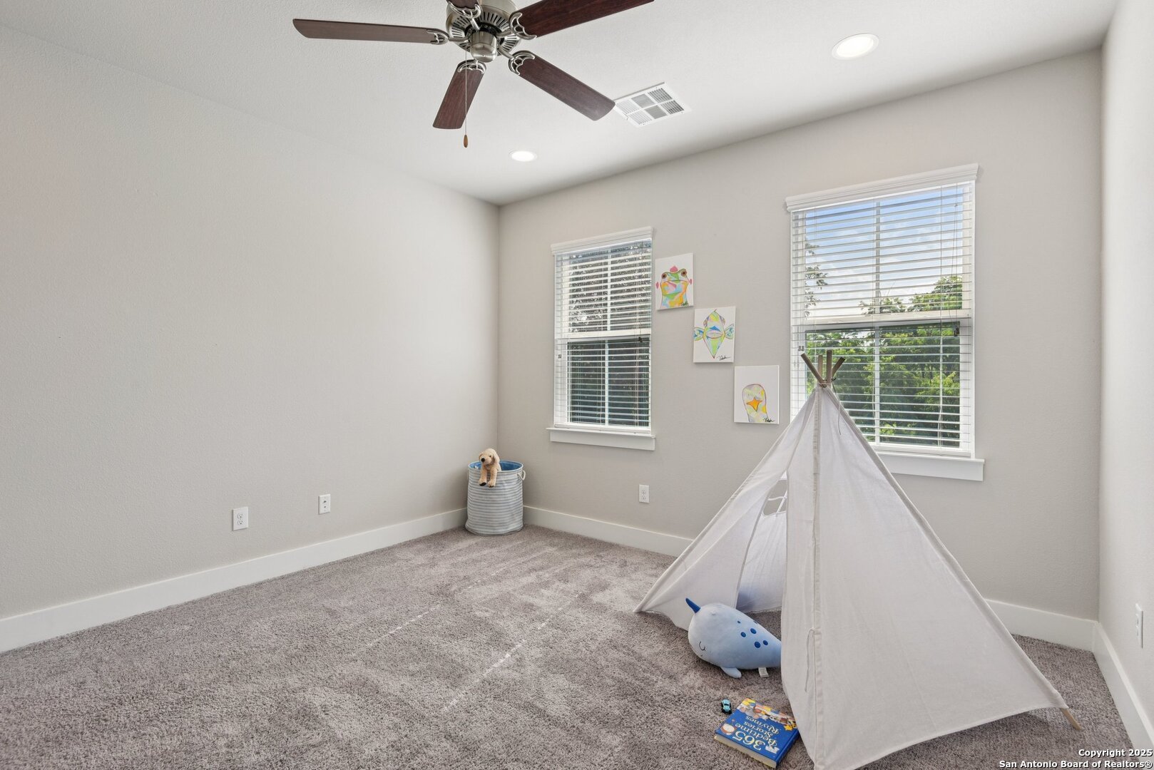 140 Claremont #102 102