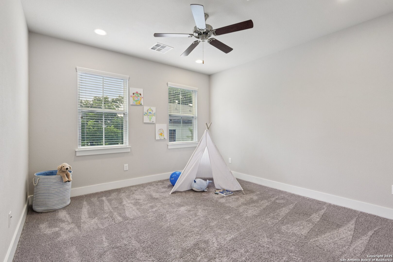 140 Claremont #102 102