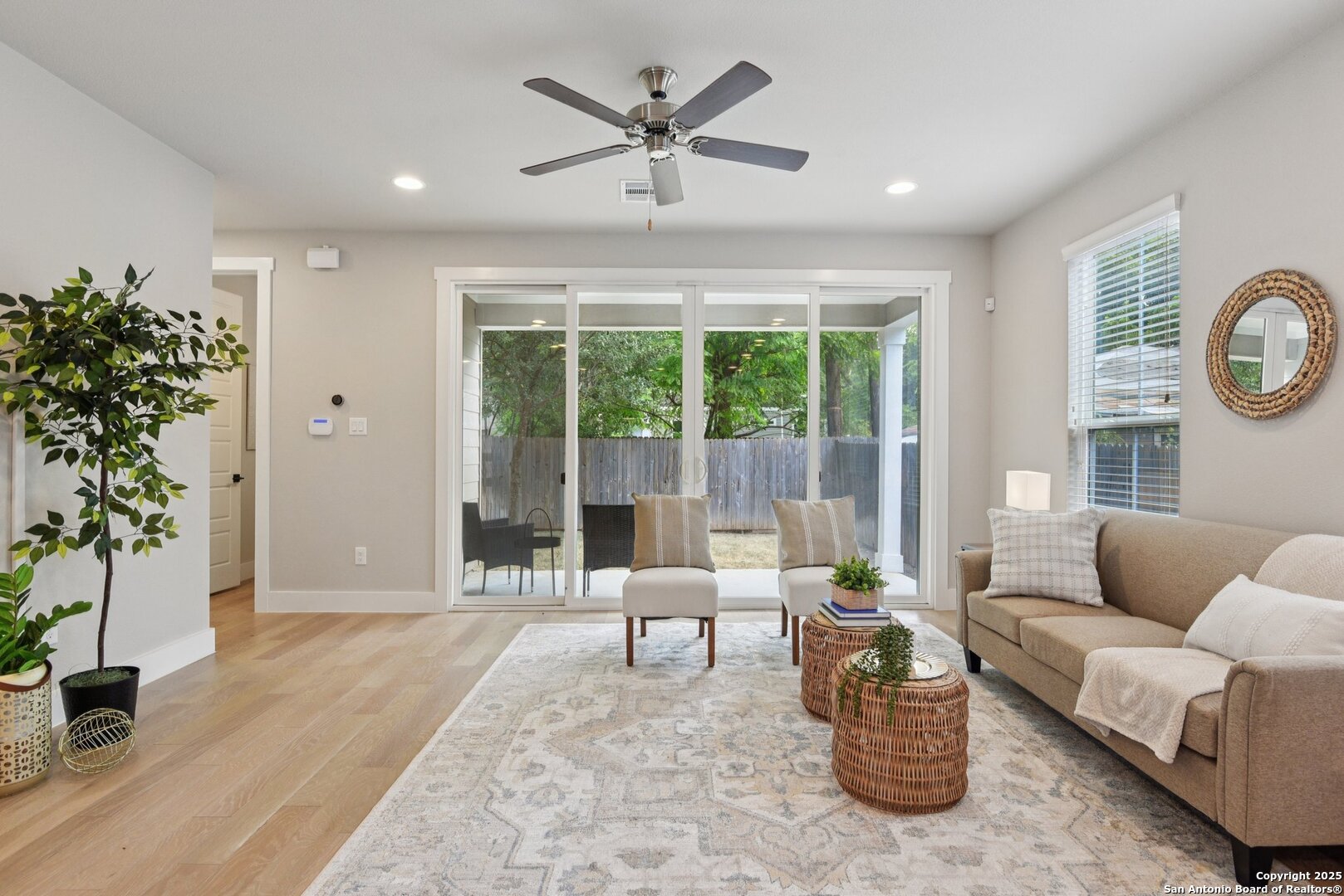 140 Claremont #102 102