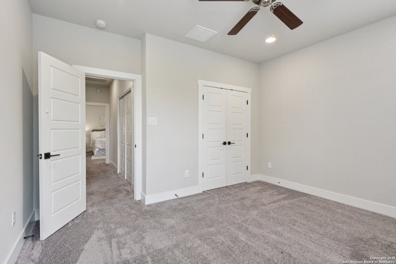 140 Claremont #102 102