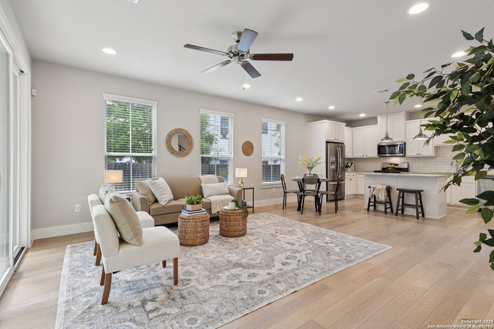 140 Claremont #102 102