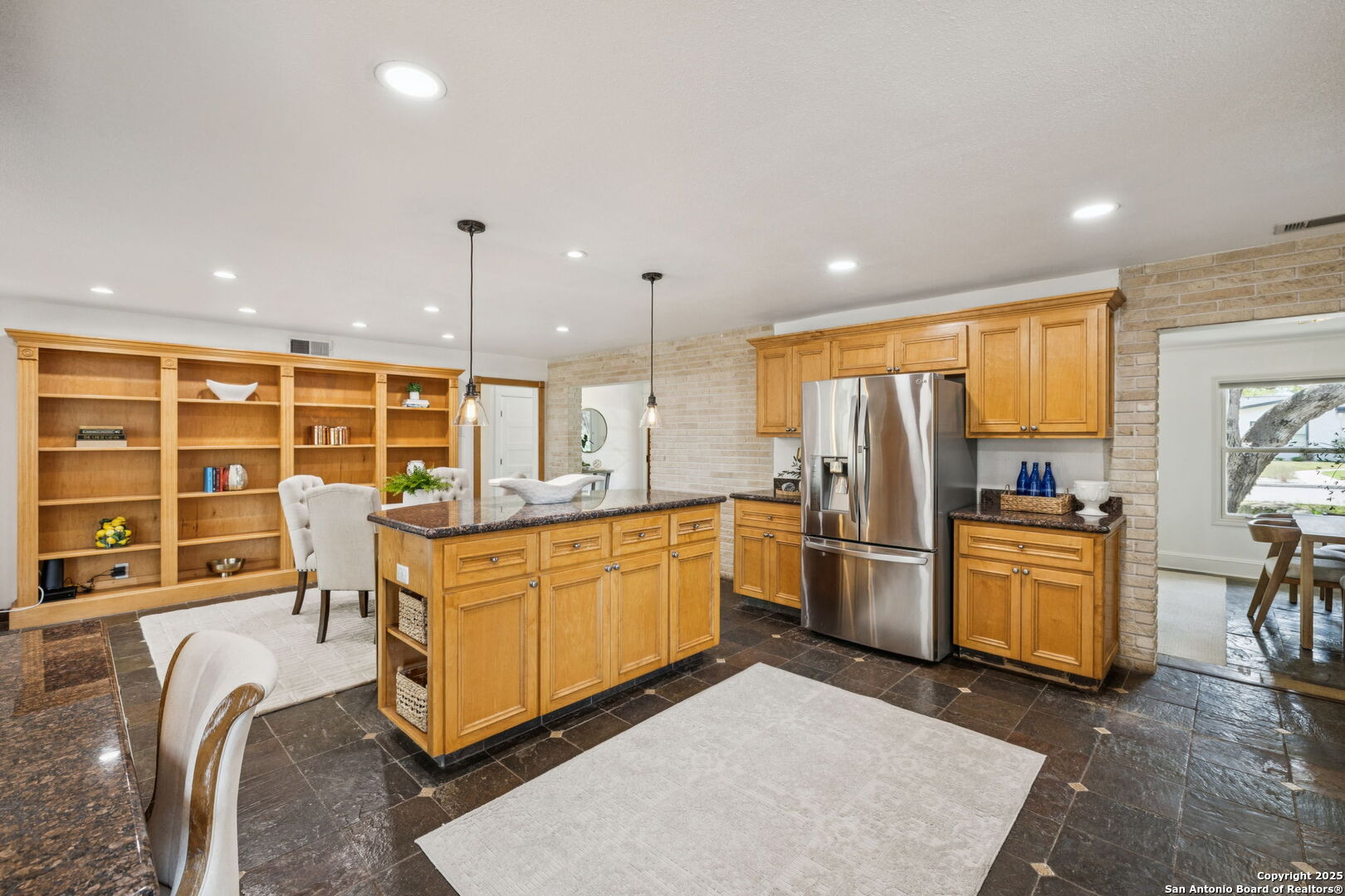 107 Wyndale
