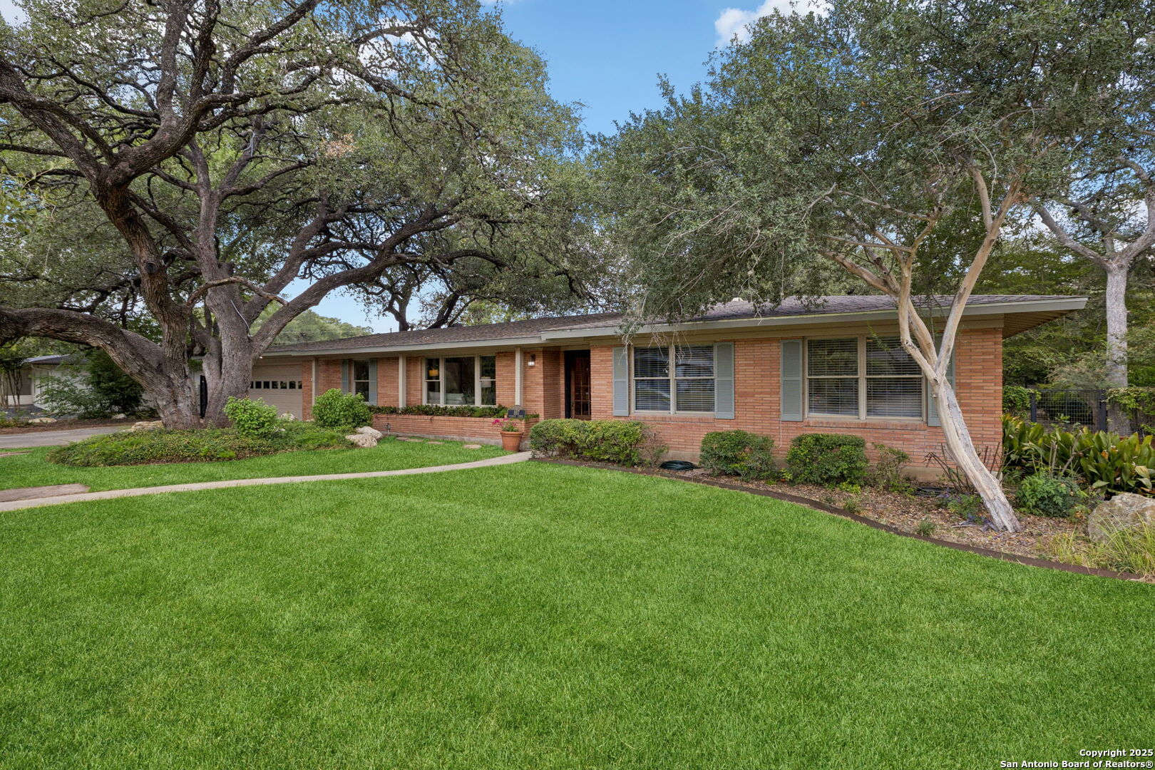 107 Wyndale