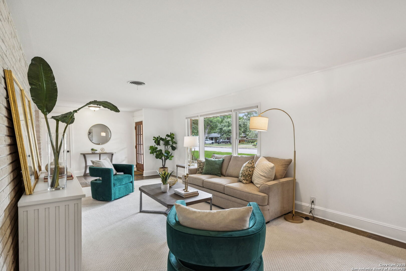 107 Wyndale