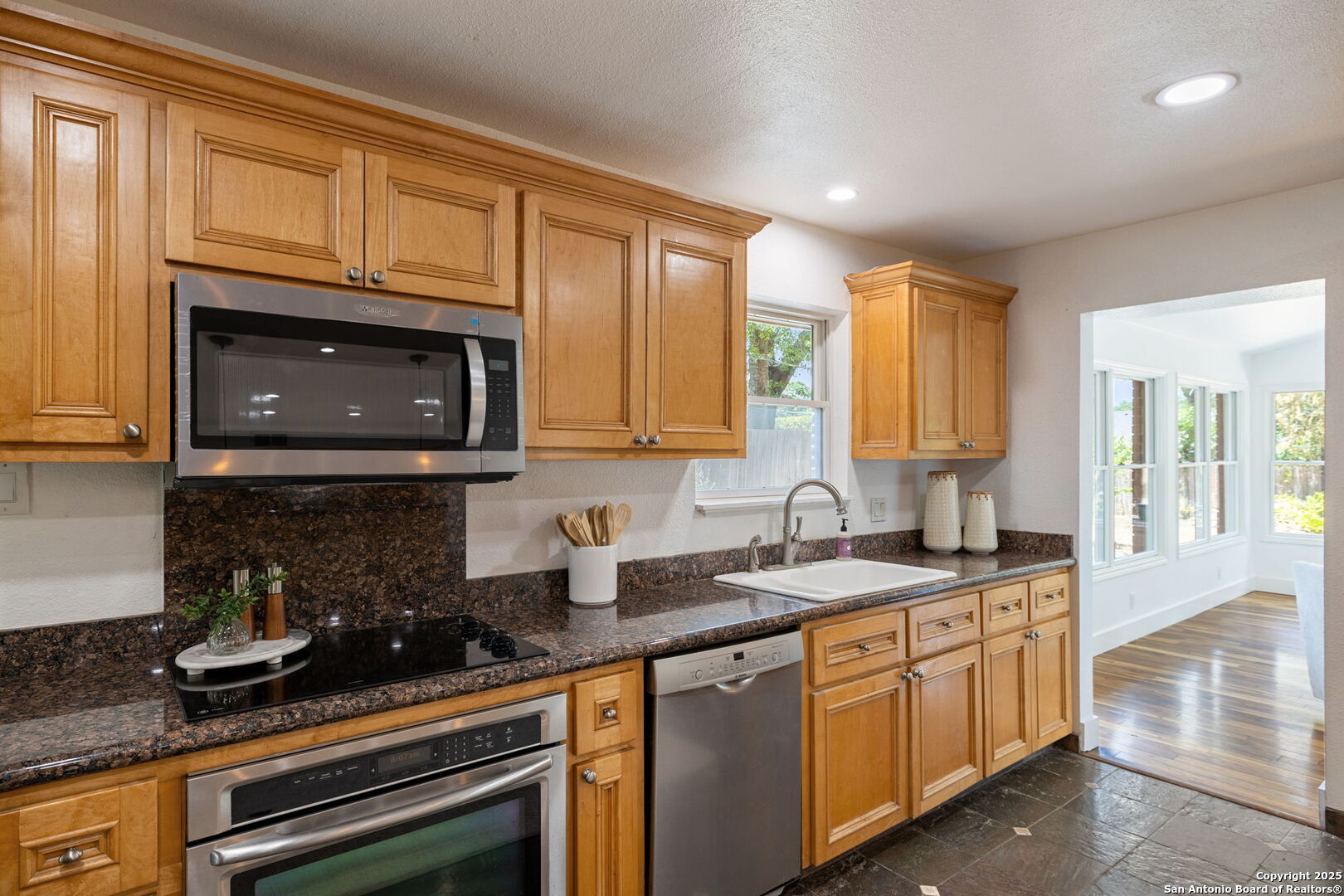 107 Wyndale
