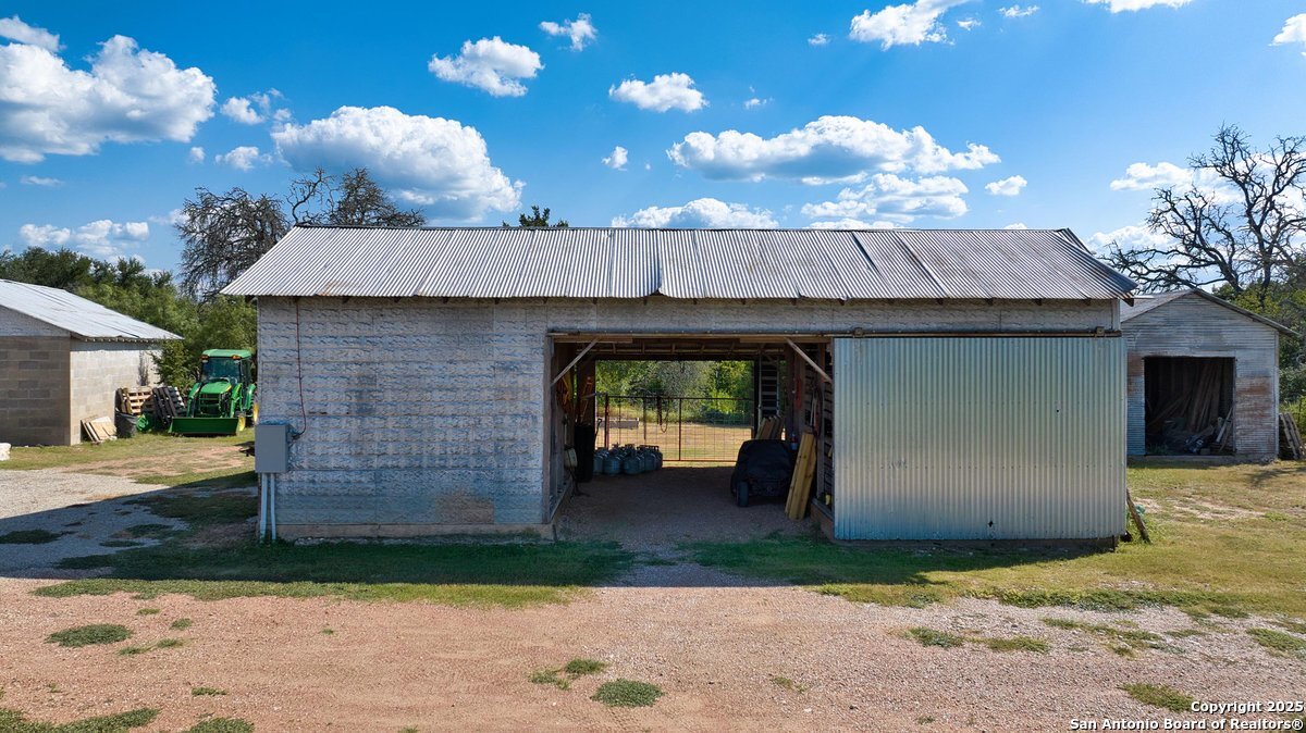 13502 US Hwy 290