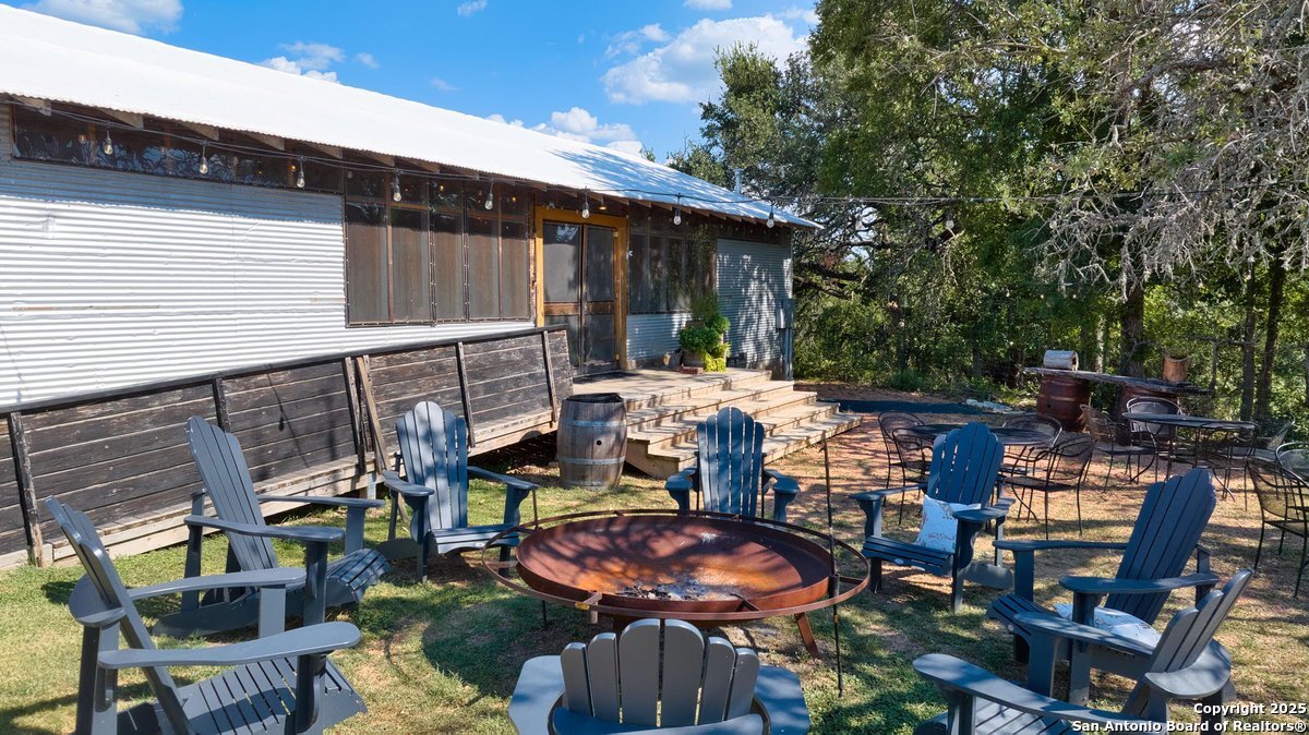 13502 US Hwy 290