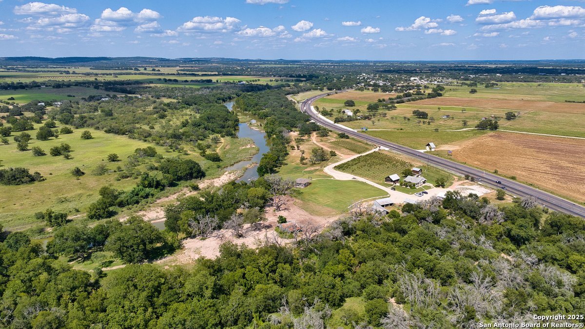 13502 US Hwy 290