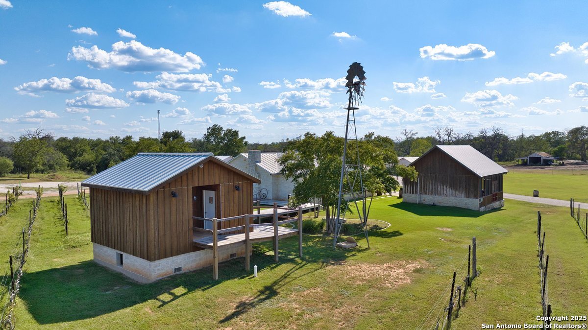 13502 US Hwy 290