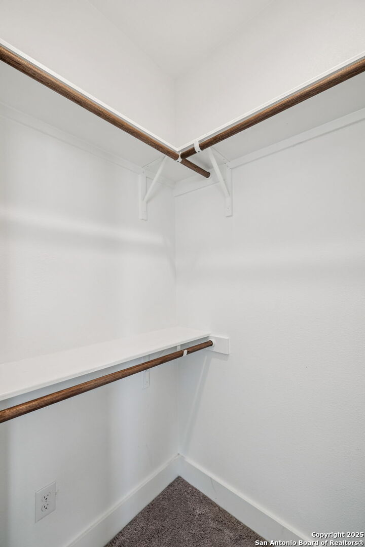 1511 E Sandalwood Ln #10