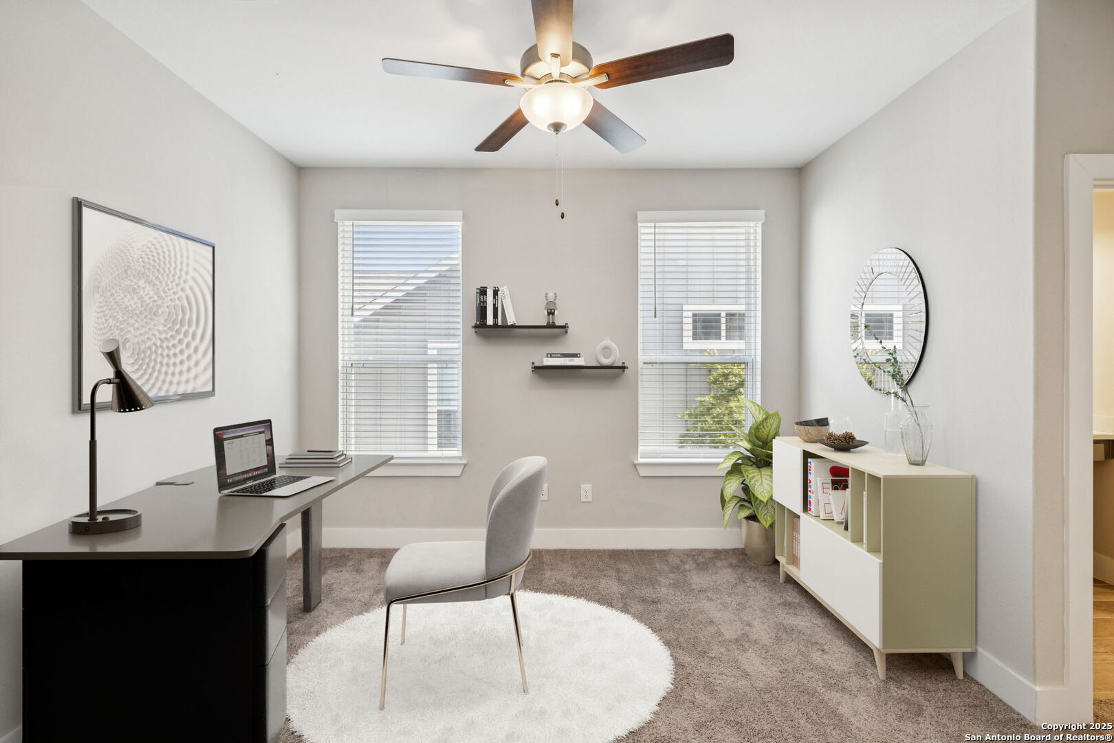 1511 E Sandalwood Ln #10