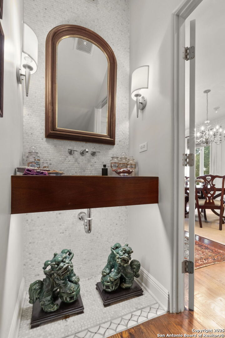 131-139 Saint Dennis