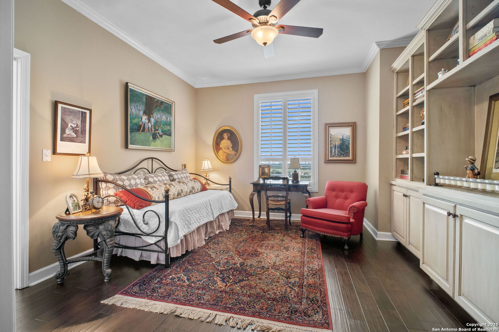 1 Towers Park Ln 1015