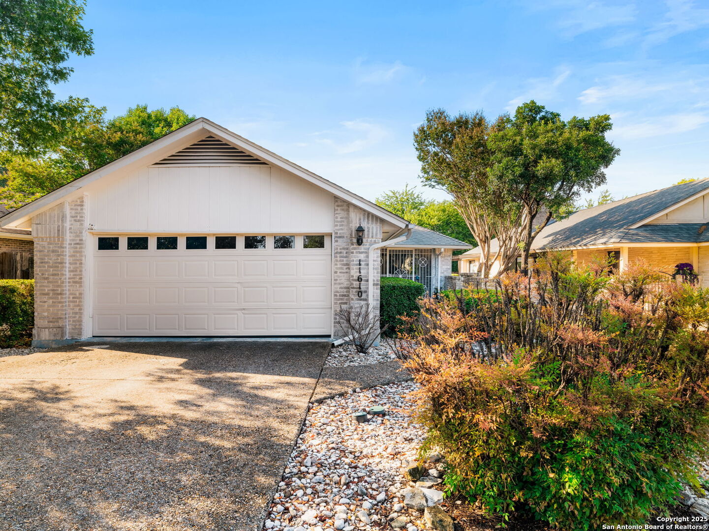 11610 Whisper Trail St