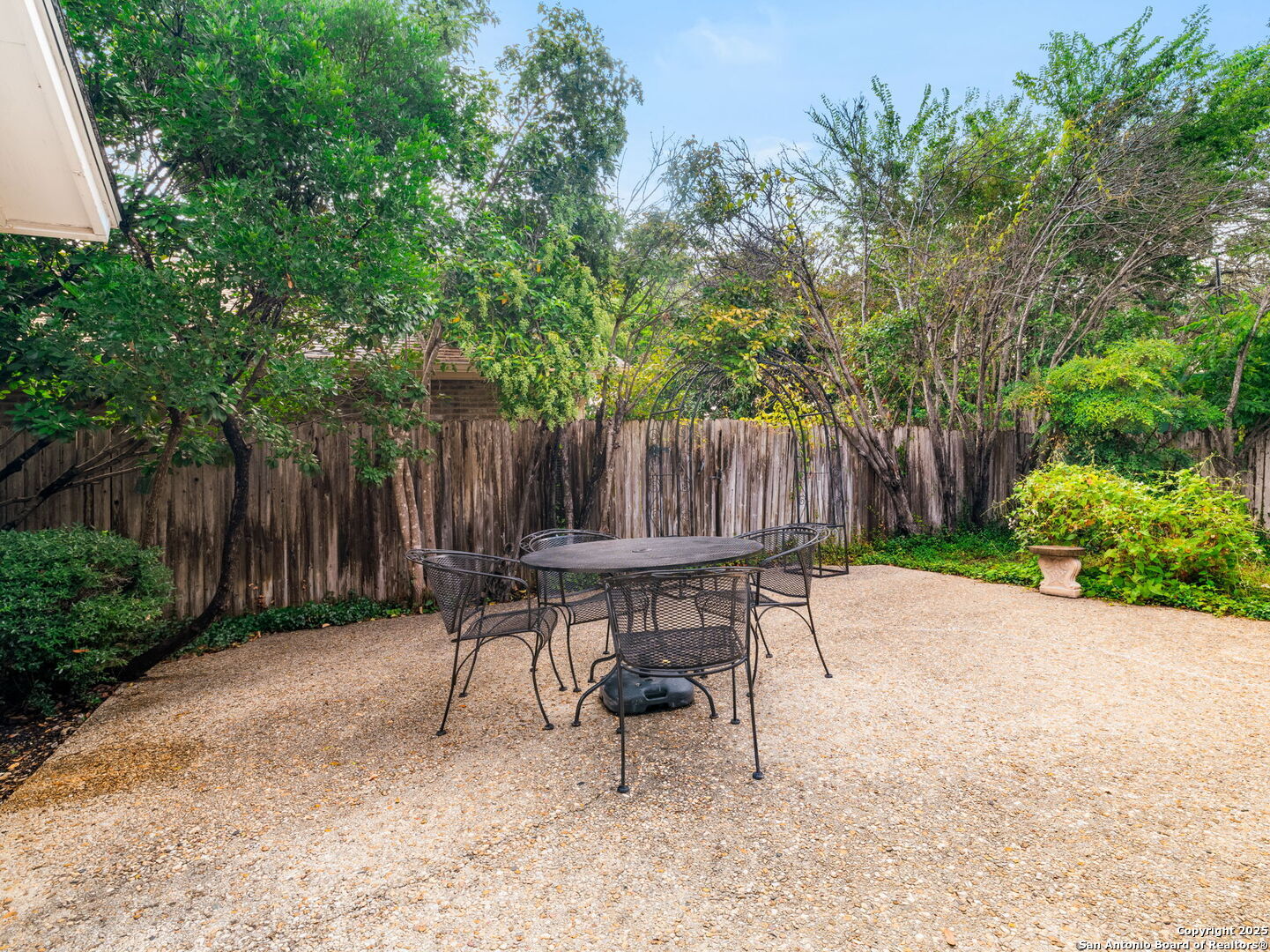 11610 Whisper Trail St