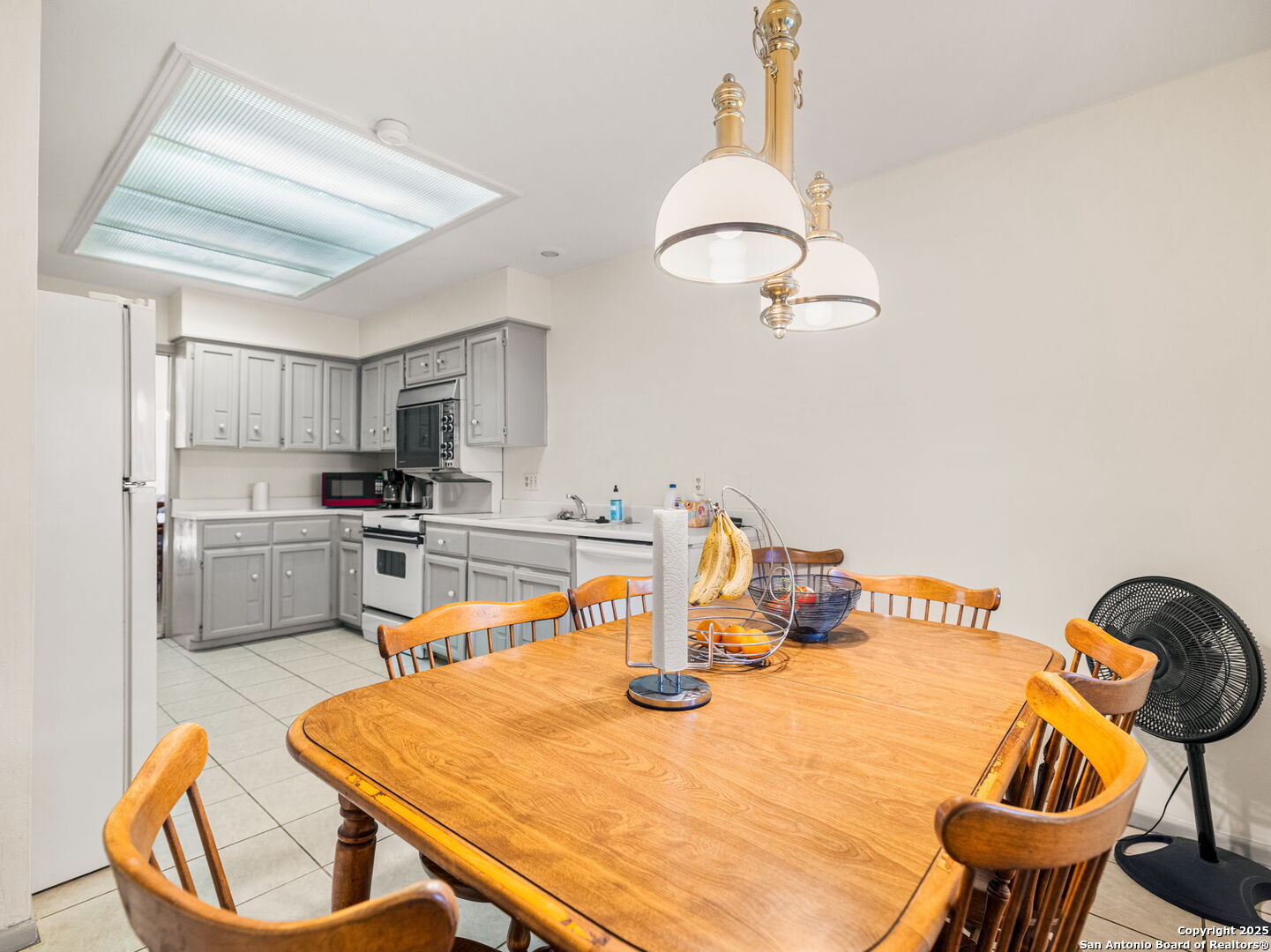 11610 Whisper Trail St