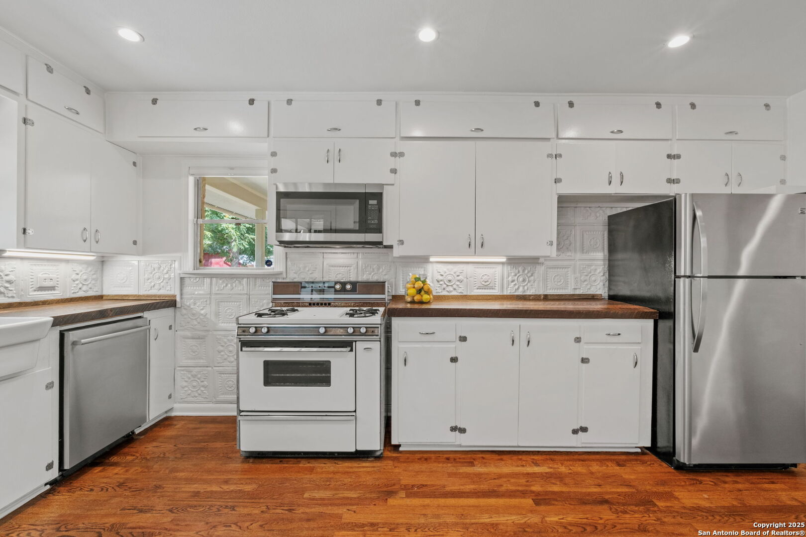 1403 San Jacinto