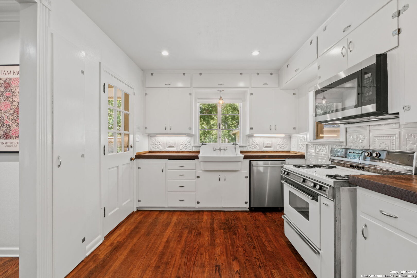 1403 San Jacinto