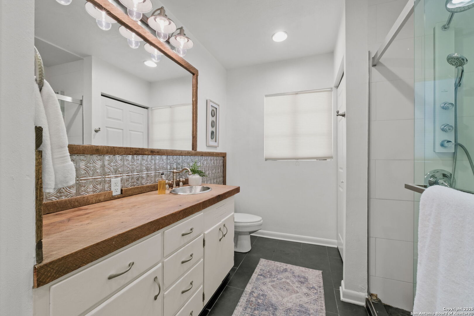 1403 San Jacinto