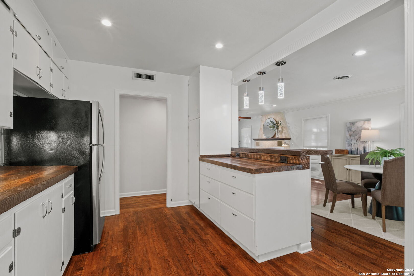 1403 San Jacinto