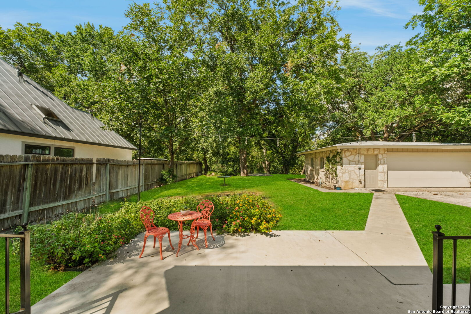 1403 San Jacinto