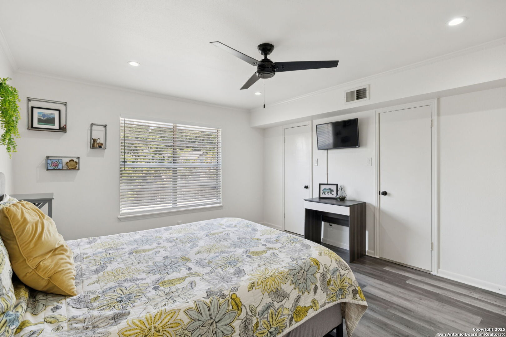 102 Ruelle Ln 220-B