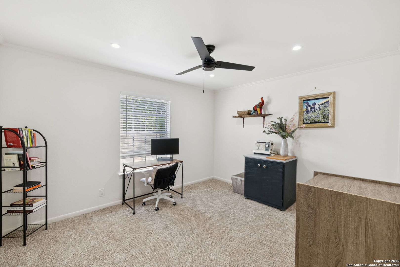 102 Ruelle Ln 220-B