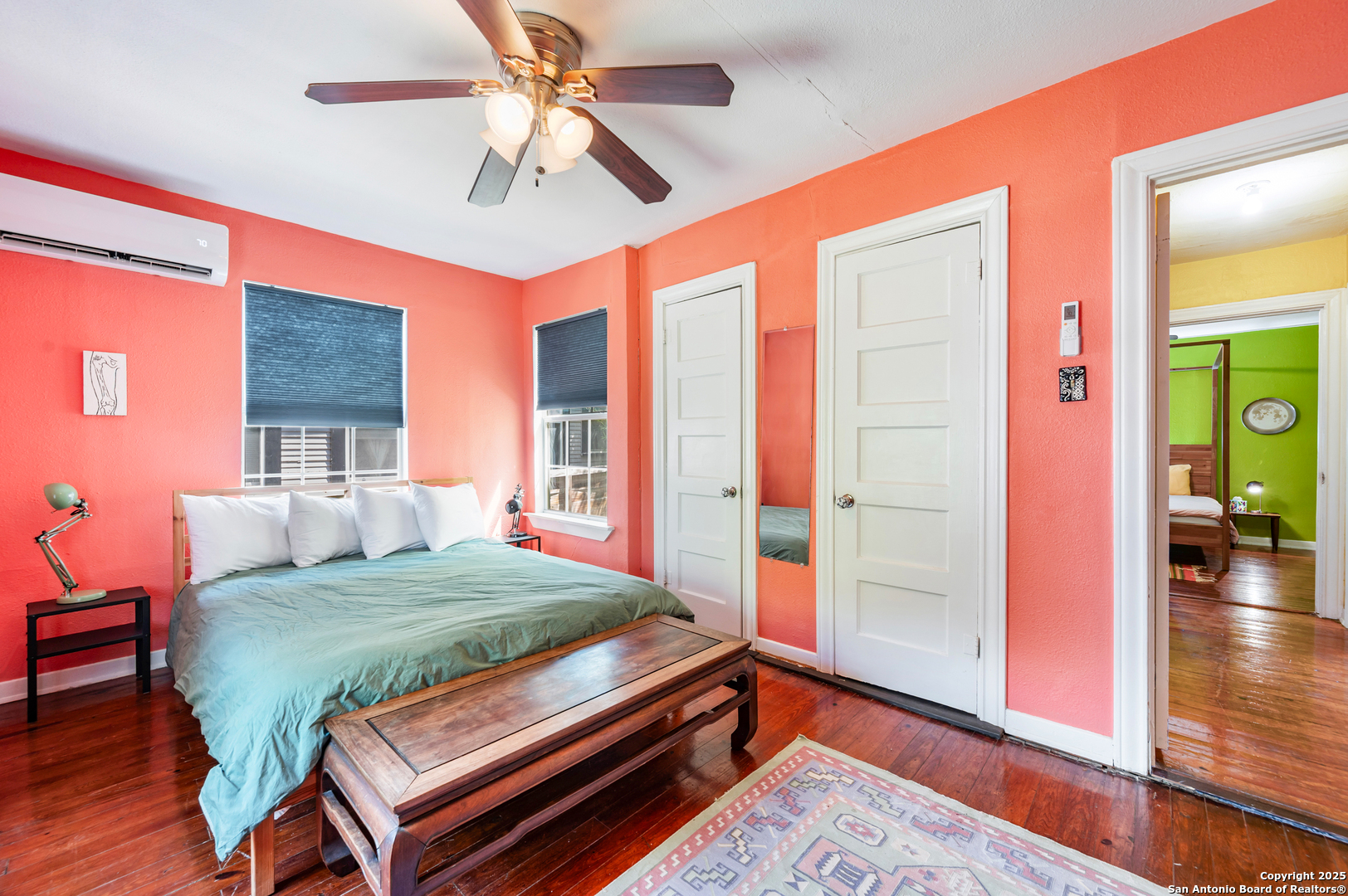 513 W Rosewood