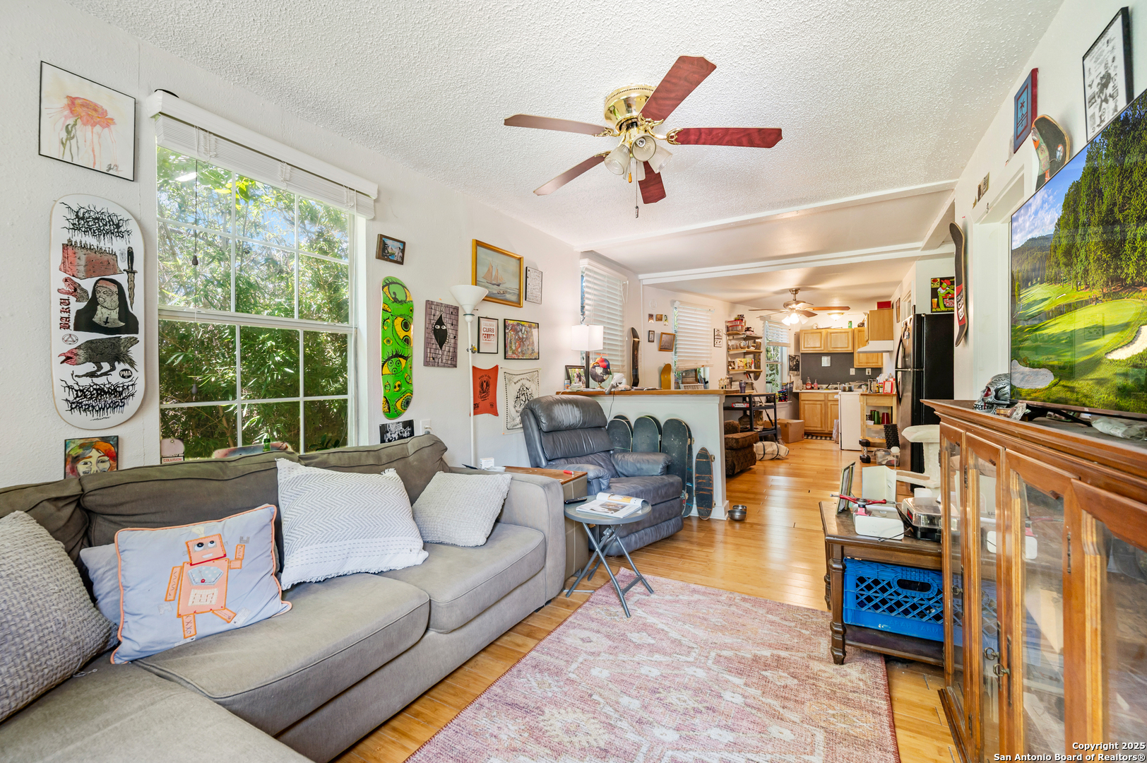 513 W Rosewood
