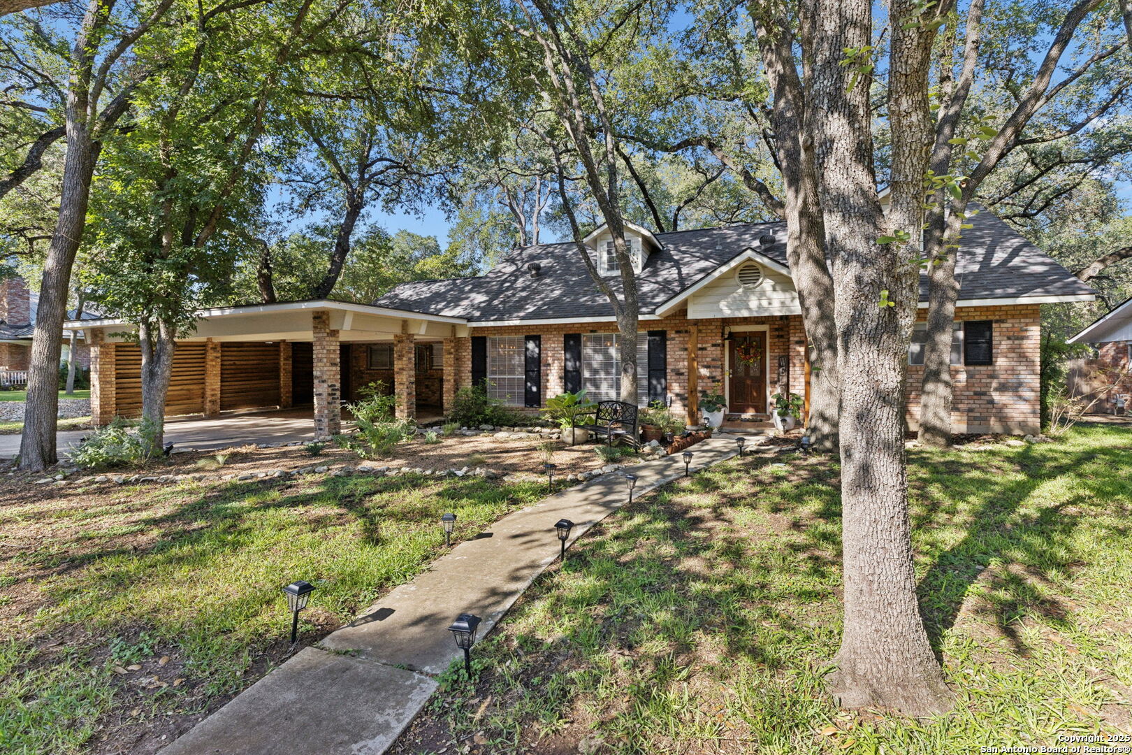 9206 Oak Downs