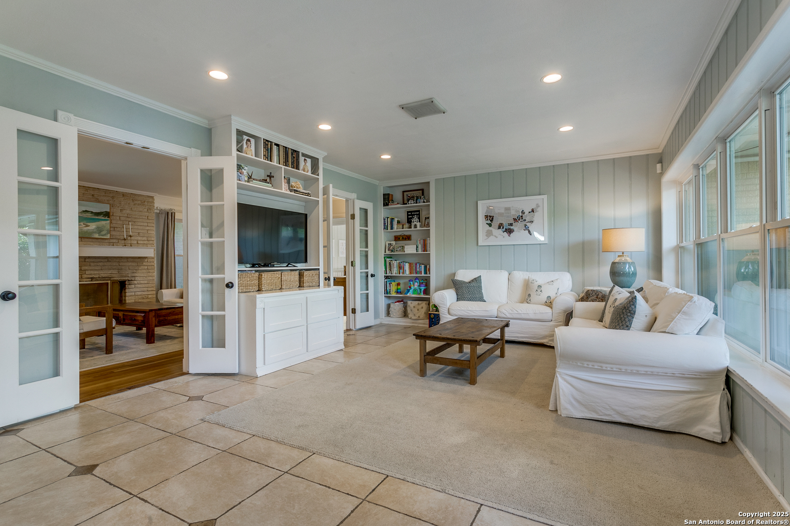 110 Woodcrest