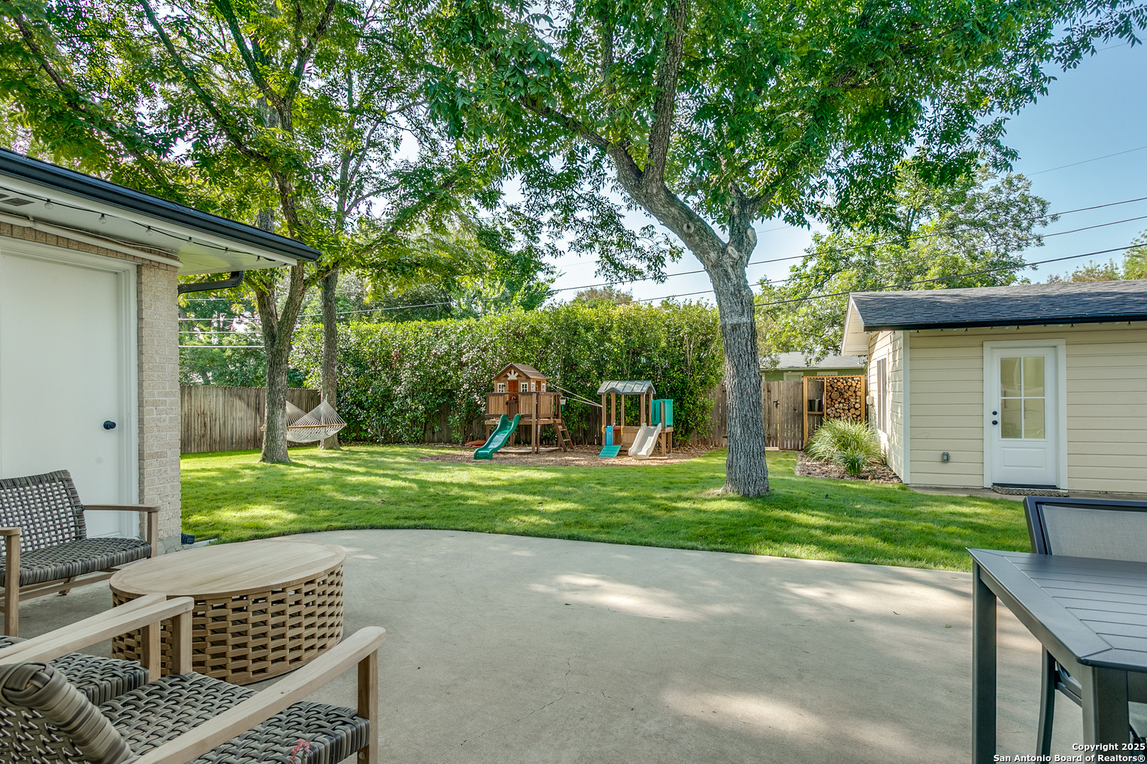 110 Woodcrest