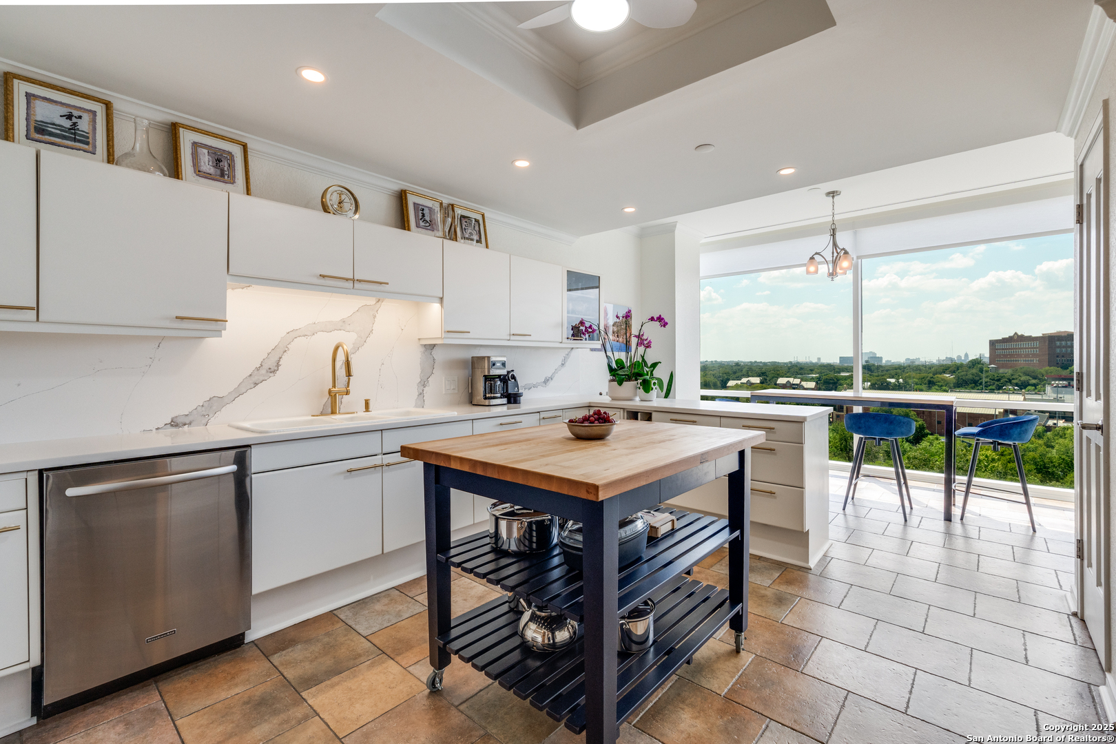 200 Patterson Ave. 610