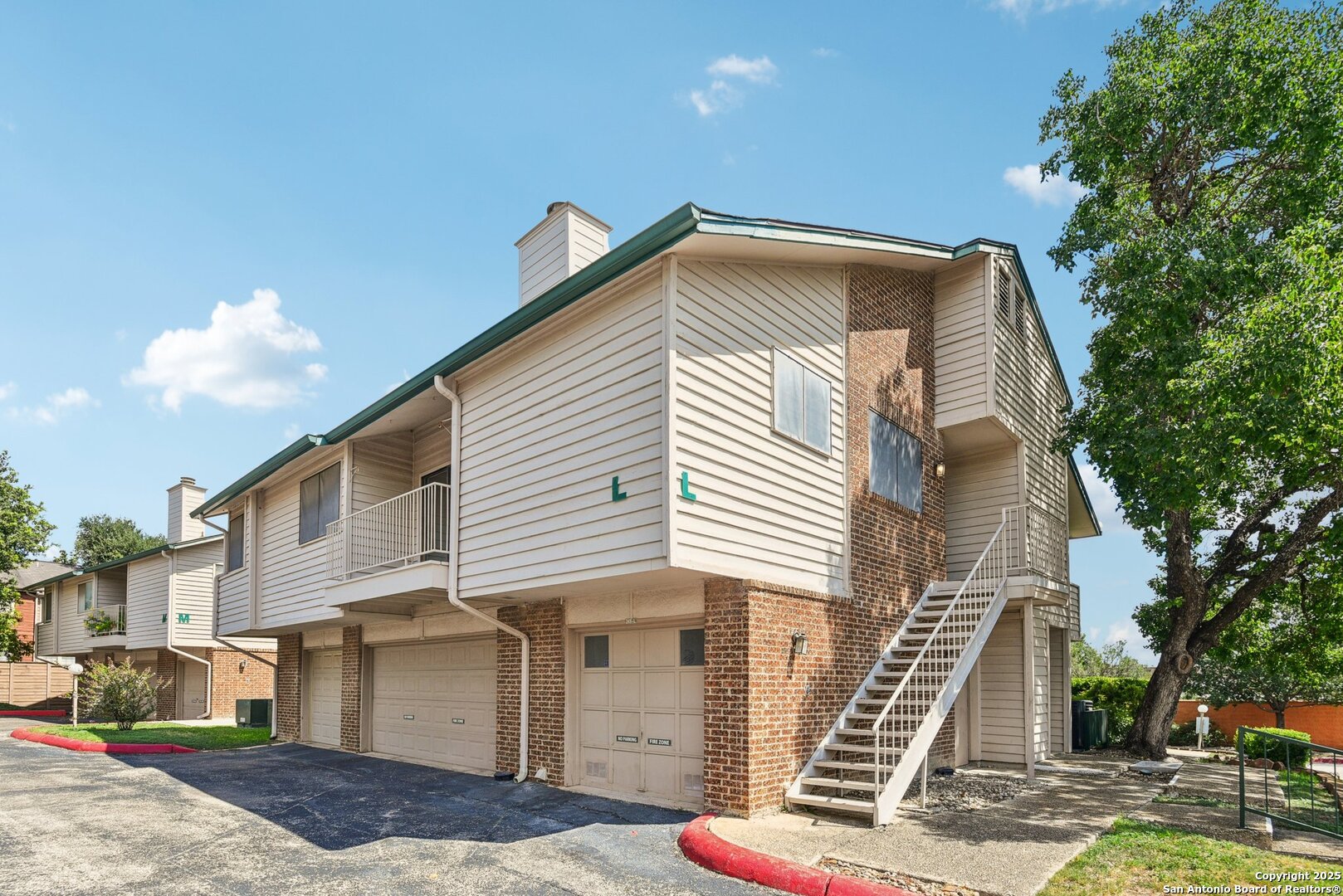 349 Harmony Ct 349