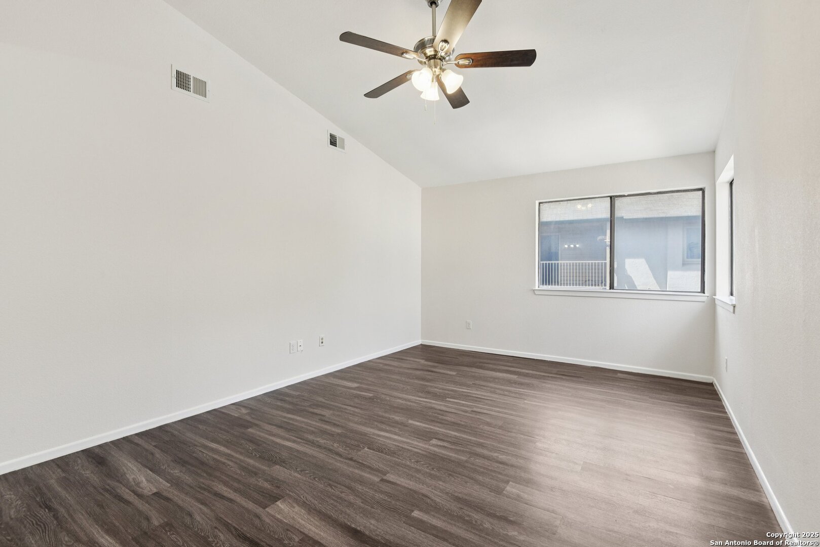 349 Harmony Ct 349