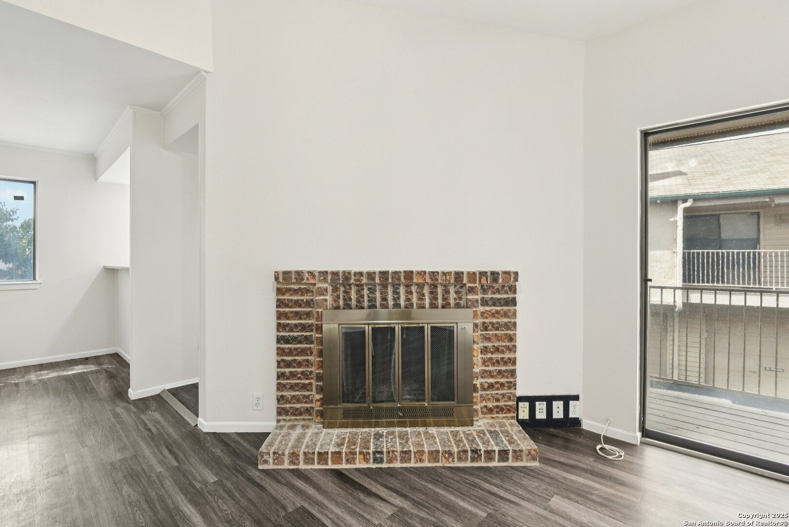 349 Harmony Ct 349