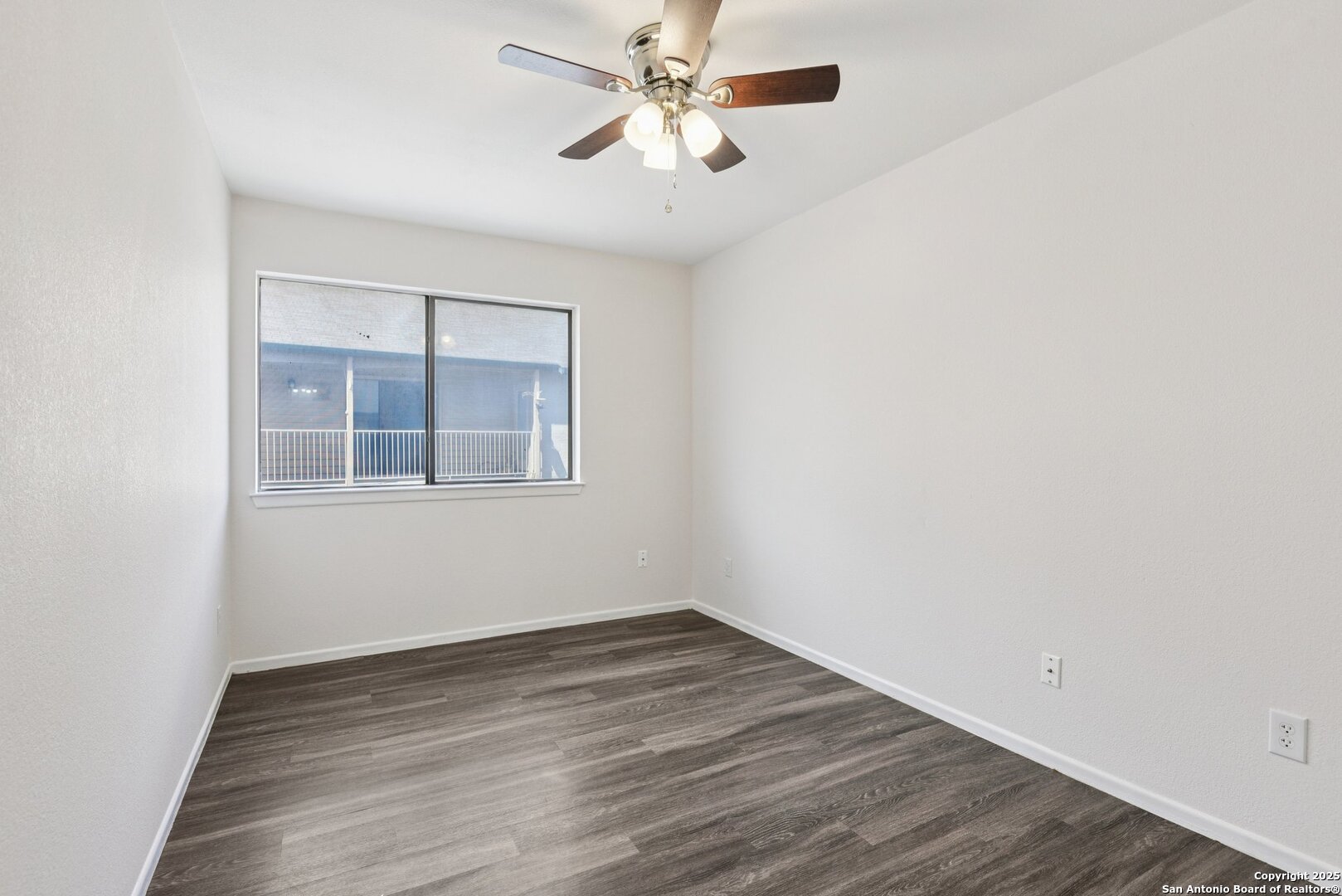 349 Harmony Ct 349