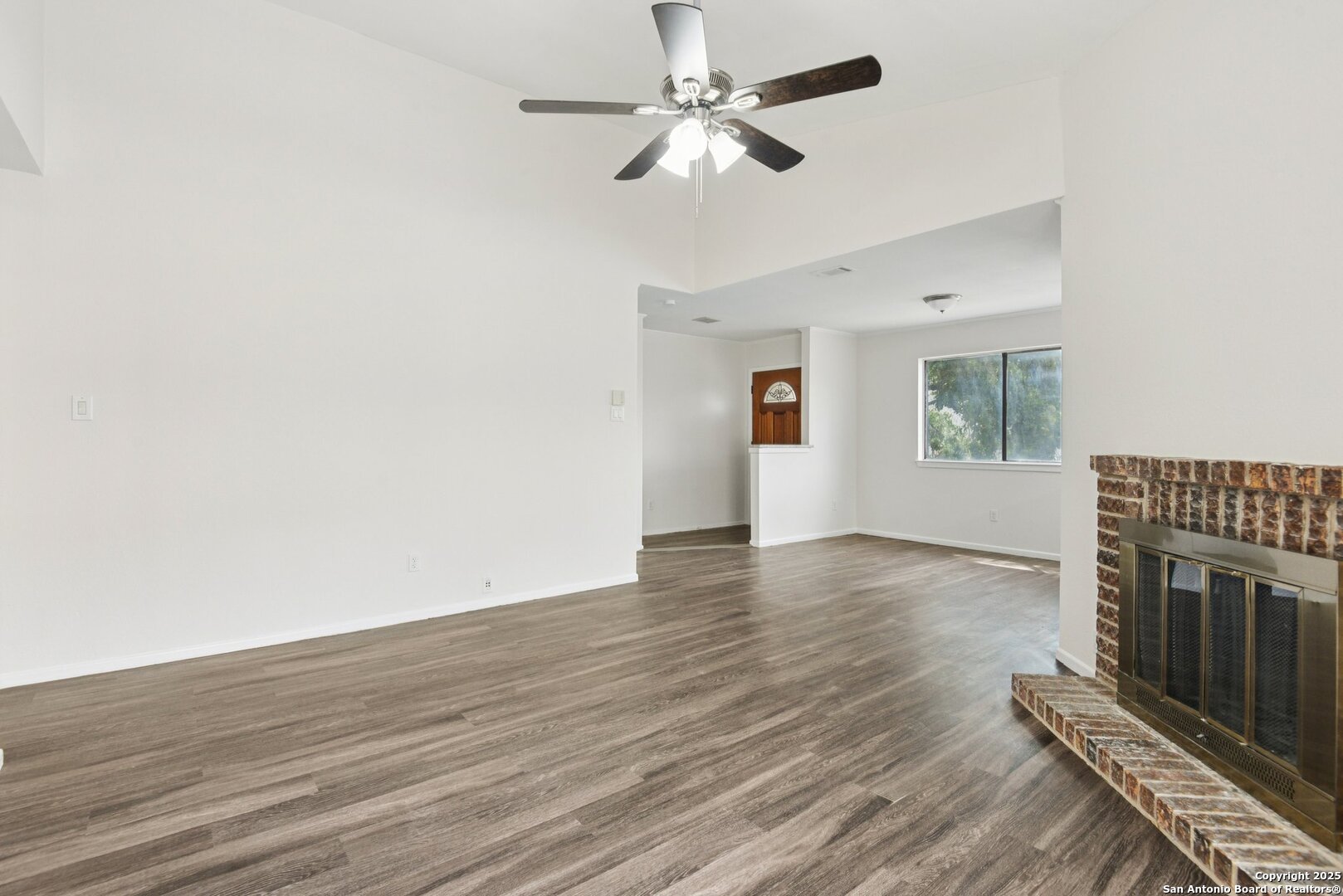 349 Harmony Ct 349