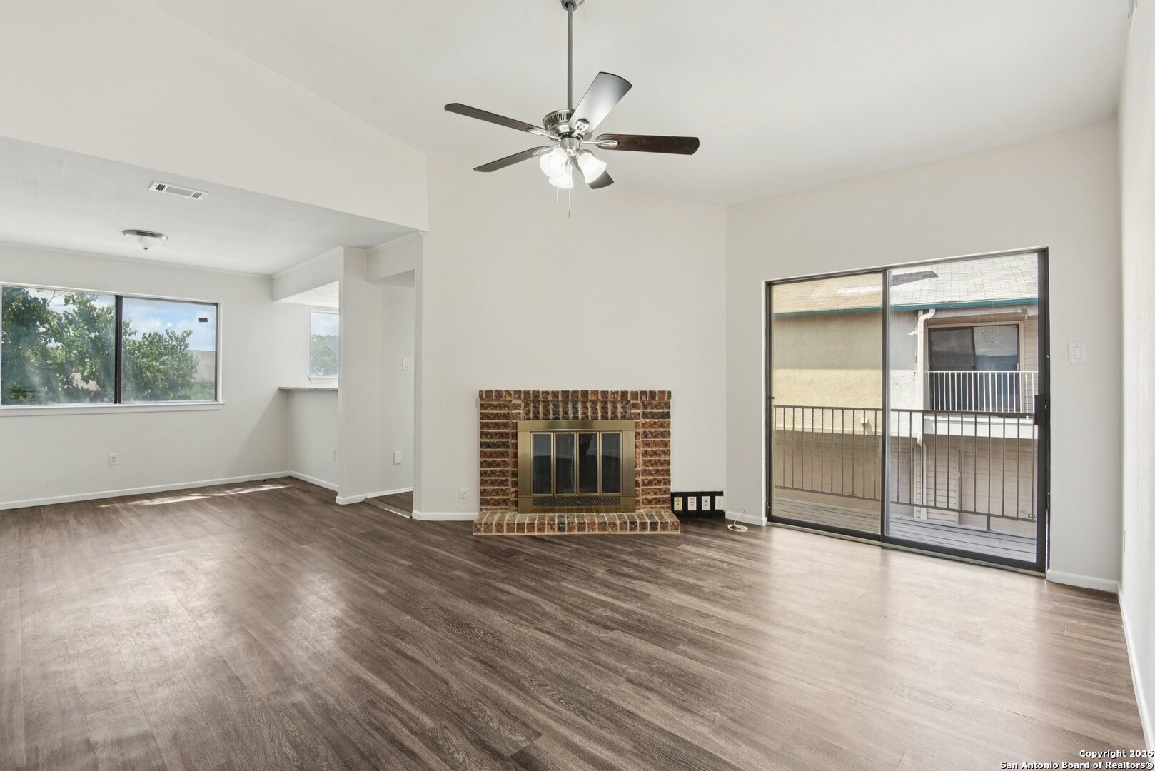 349 Harmony Ct 349