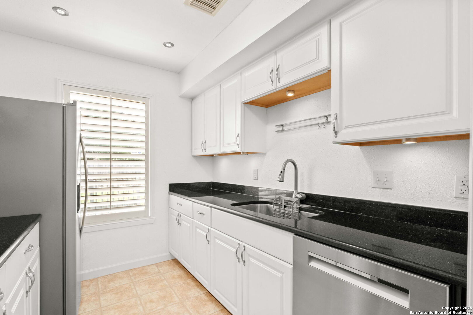 2310 Moss Terrace